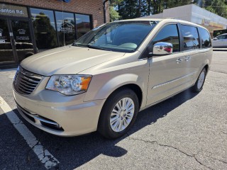 Image for 2015 Chrysler Town & Country Limited Platinum ID: 7690698