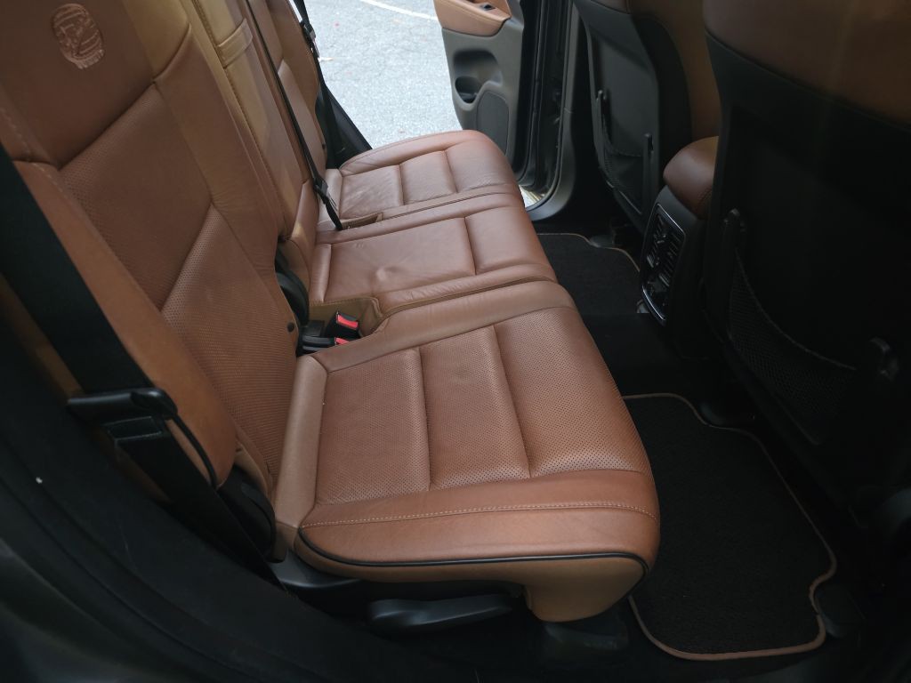 2012 Jeep Grand Cherokee Image 20