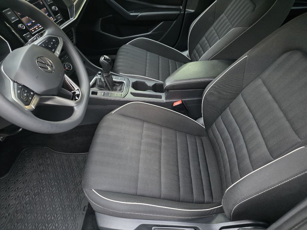 2023 Volkswagen Jetta Image 10