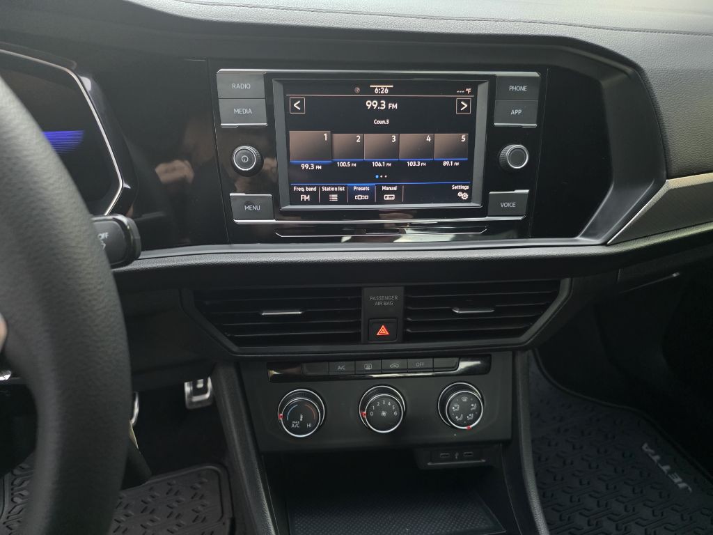 2023 Volkswagen Jetta Image 11