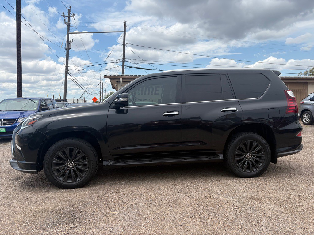 2022 Lexus GX Image 1