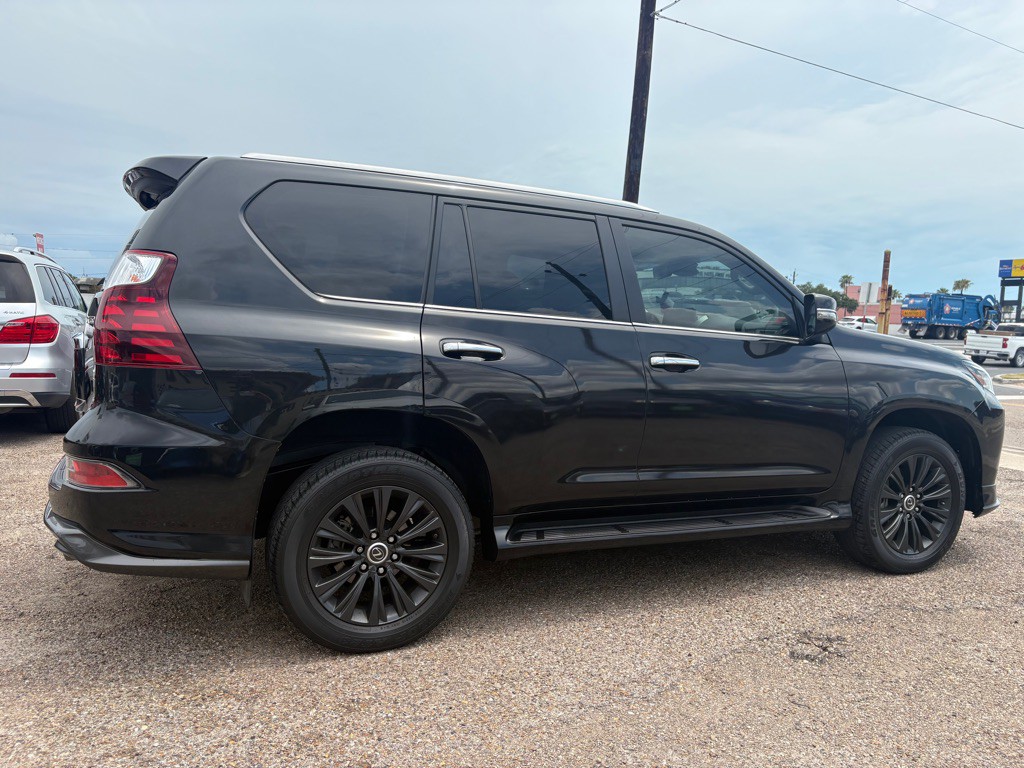 2022 Lexus GX Image 6
