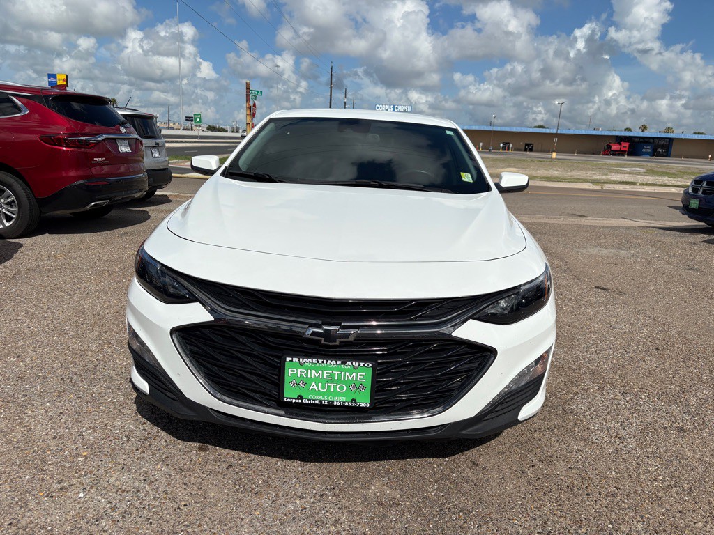 2023 Chevrolet Malibu Image 3