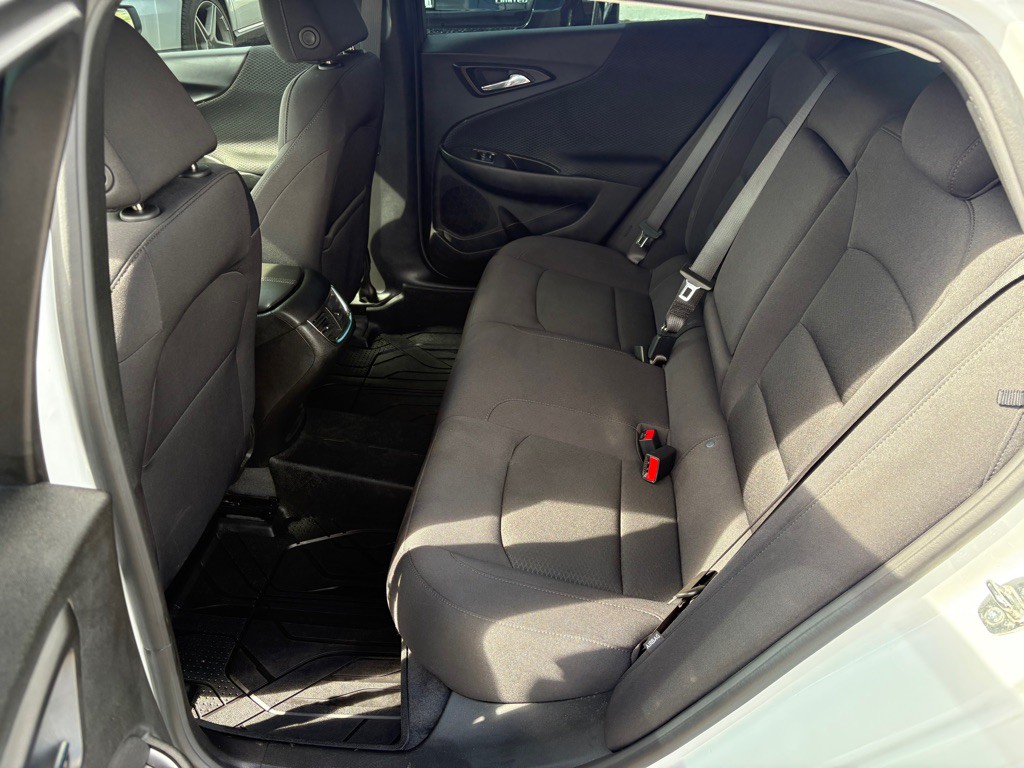 2023 Chevrolet Malibu Image 11