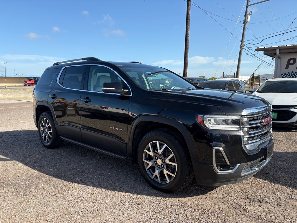 2023 GMC Acadia Image 2
