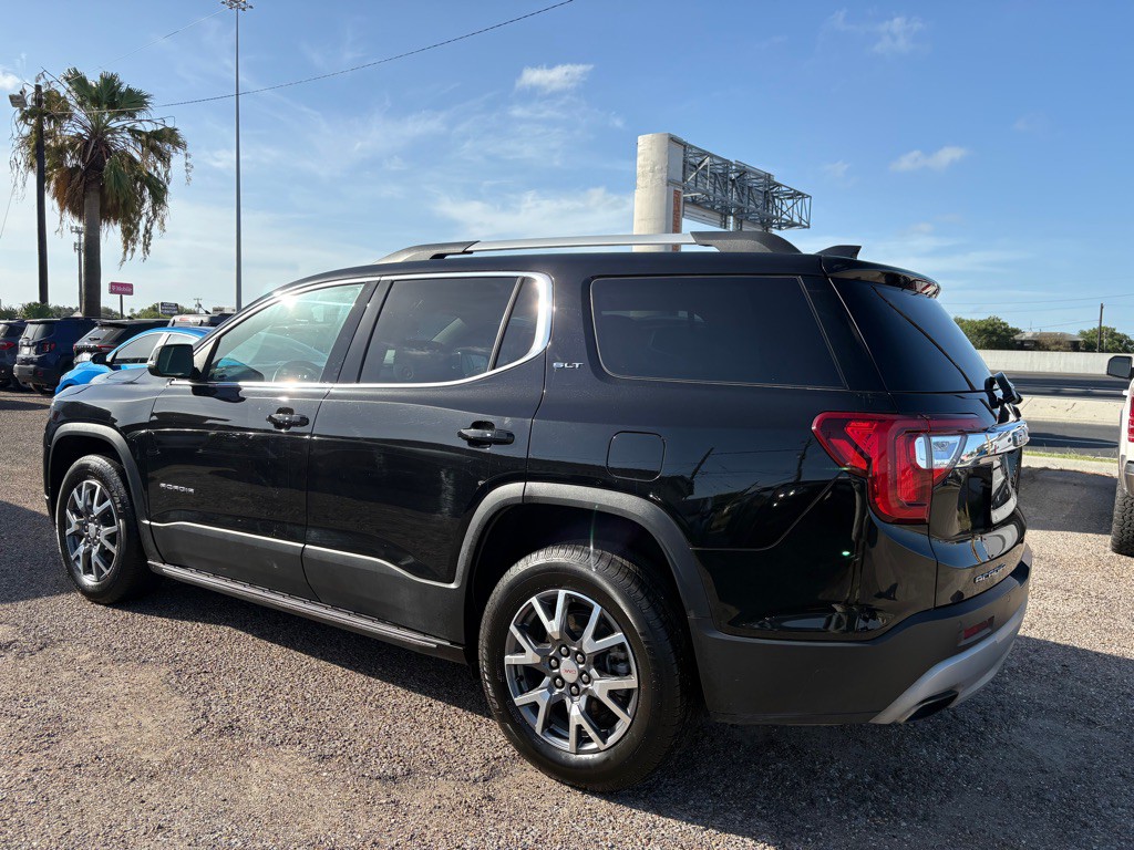 2023 GMC Acadia Image 6