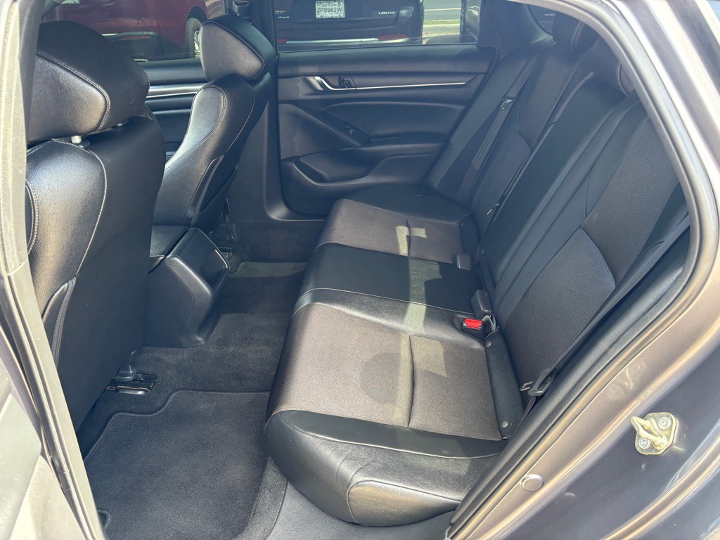 2020 Honda Accord Image 12