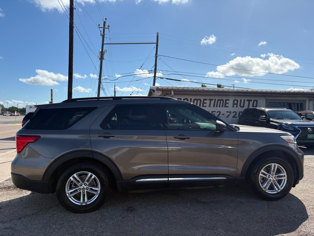 2021 Ford Explorer Image 5