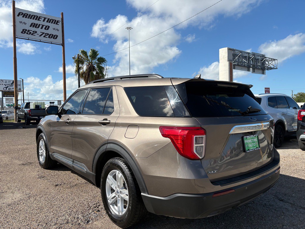2021 Ford Explorer Image 8