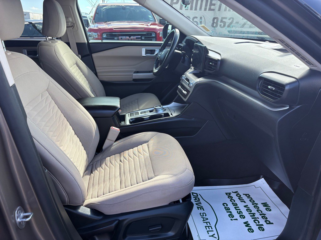 2021 Ford Explorer Image 10