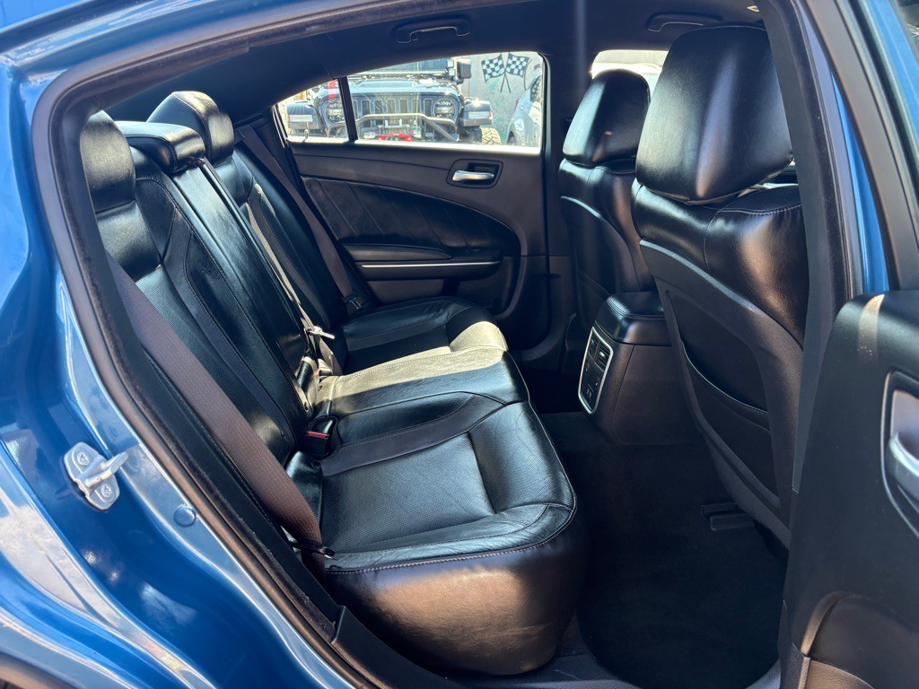 2021 Dodge Charger Image 12