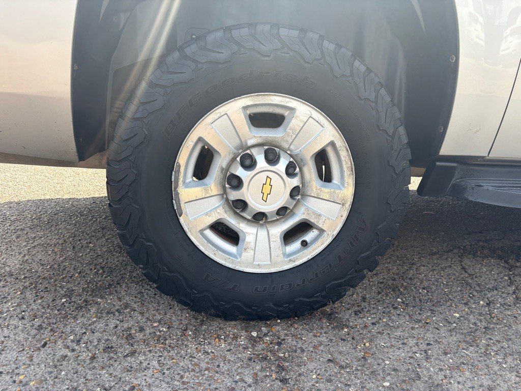 2009 Chevrolet Suburban Image 7