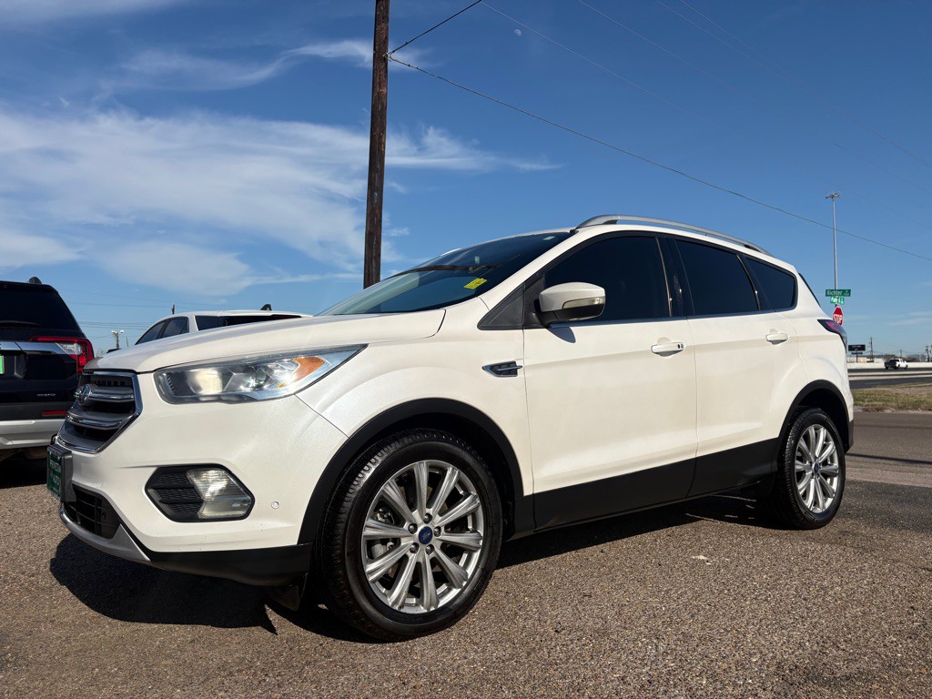 2017 Ford Escape Image 2
