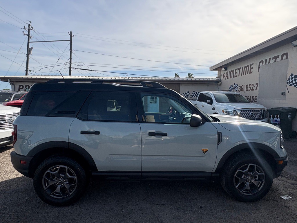 2022 Ford Bronco Image 5