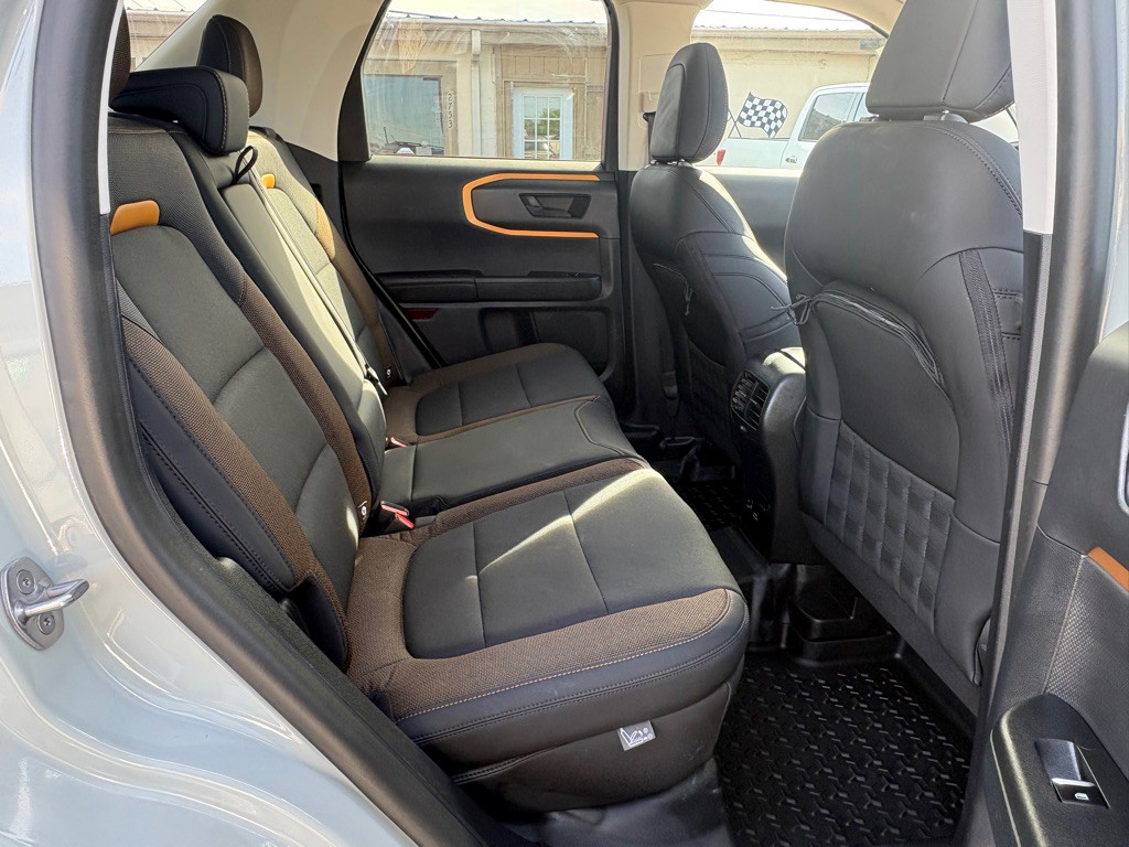 2022 Ford Bronco Image 11