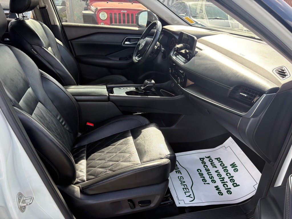 2023 Nissan Rogue Image 13