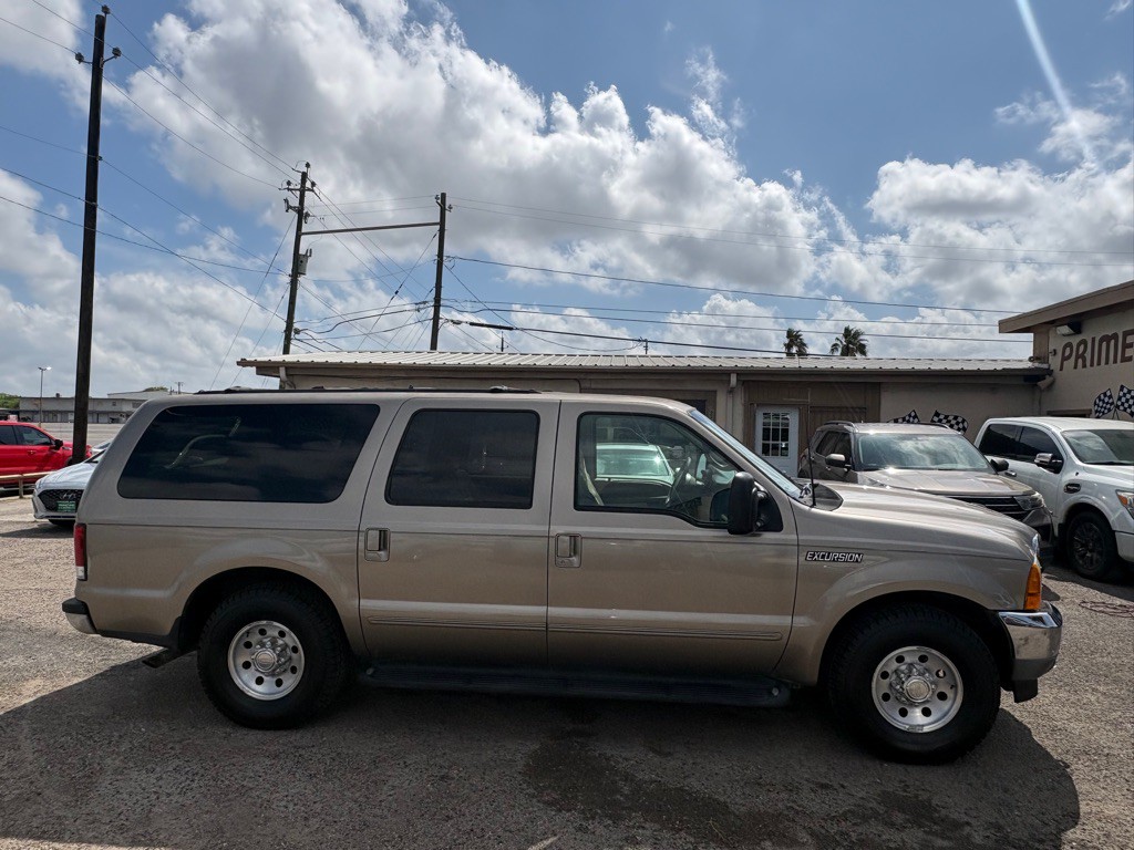 2000 Ford Excursion Image 5
