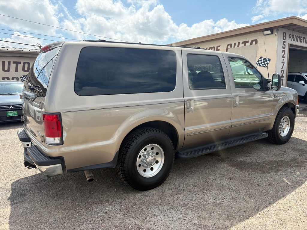 2000 Ford Excursion Image 6
