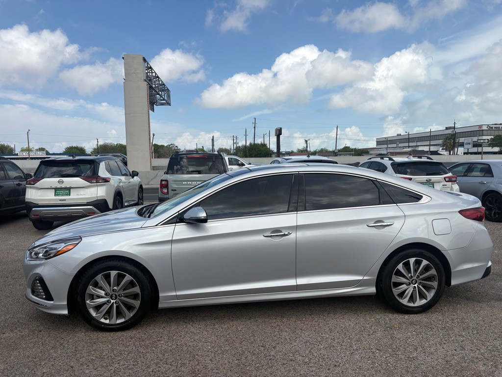 2019 Hyundai Sonata Image 1