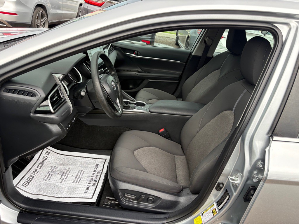 2023 Toyota Camry Image 10