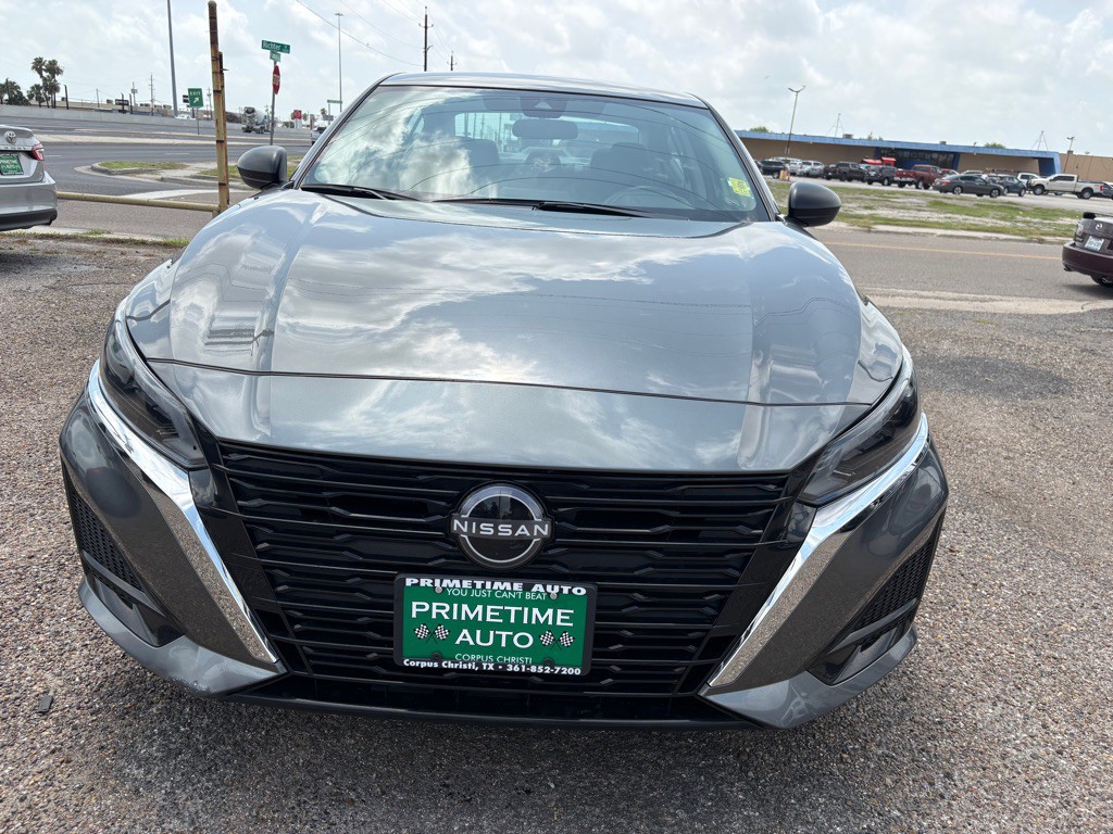 2025 Nissan Altima Image 3