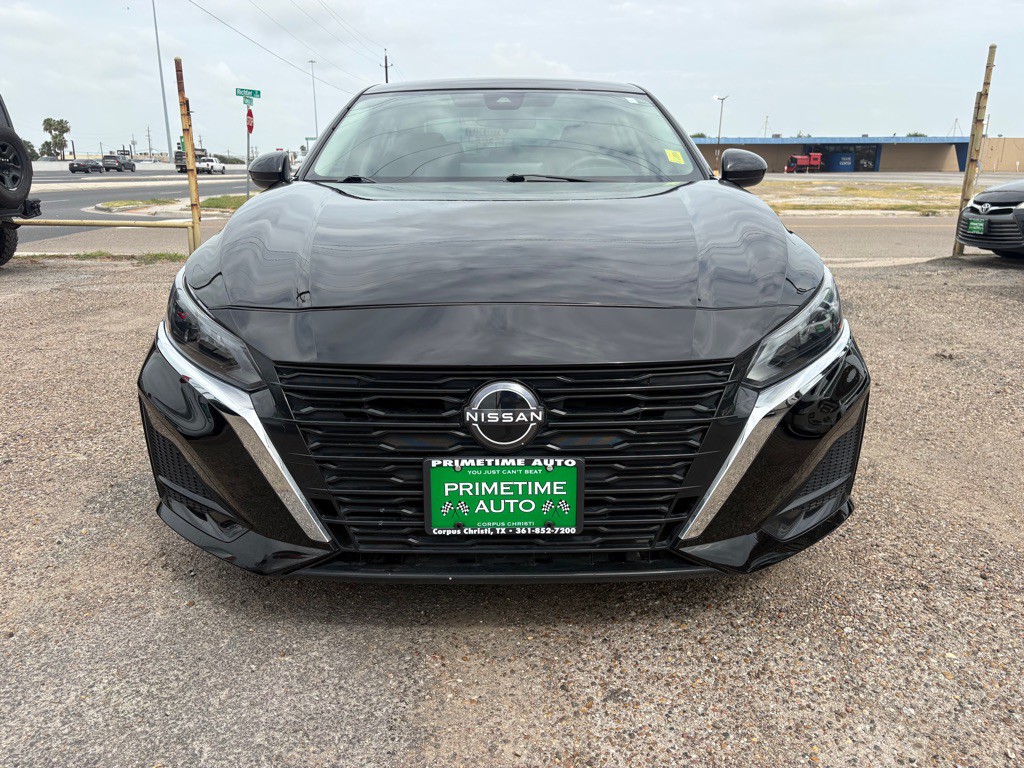 2023 Nissan Altima Image 3