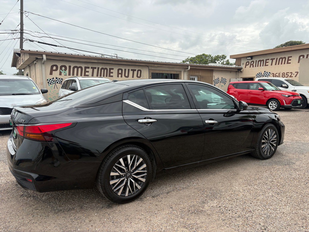 2023 Nissan Altima Image 6
