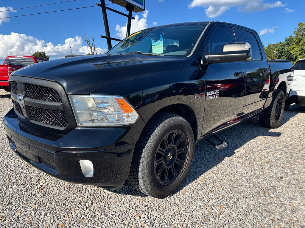 2016 RAM 1500 Image 2