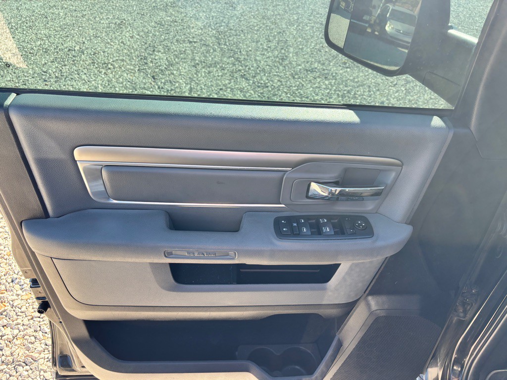 2016 RAM 1500 Image 10