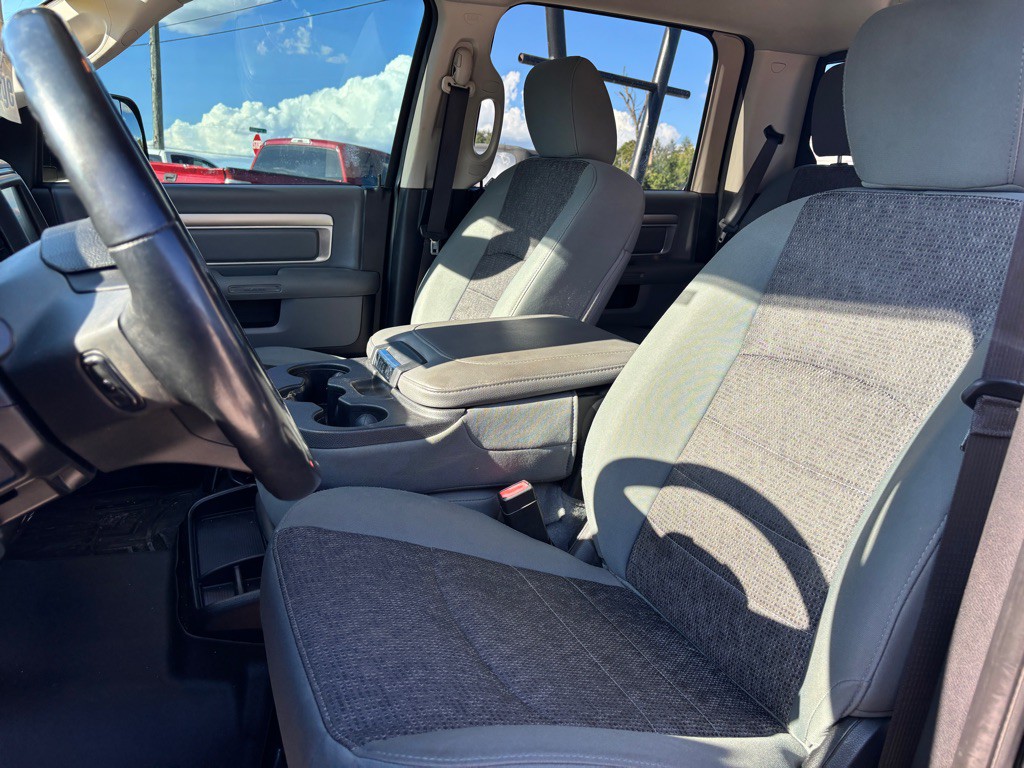 2016 RAM 1500 Image 14