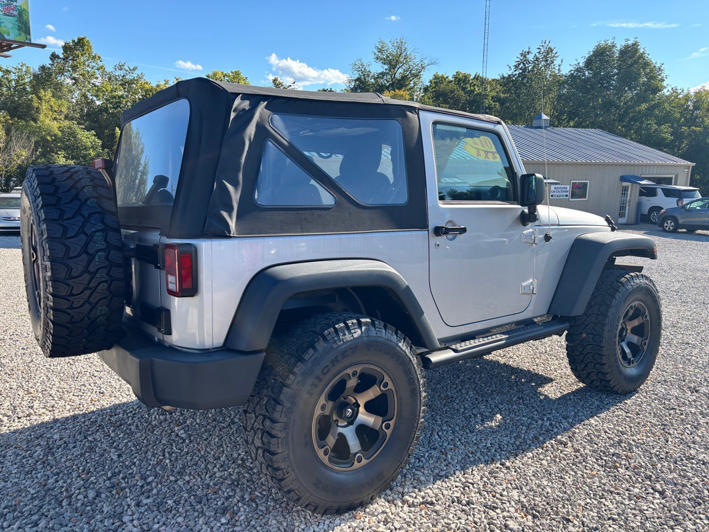 2012 Jeep Wrangler Image 6