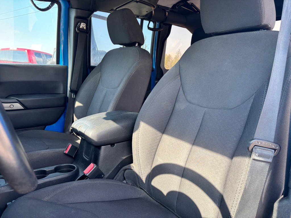 2015 Jeep Wrangler Unlimited Image 13