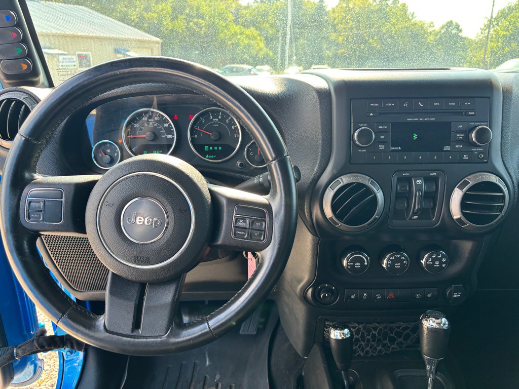 2015 Jeep Wrangler Unlimited Image 16
