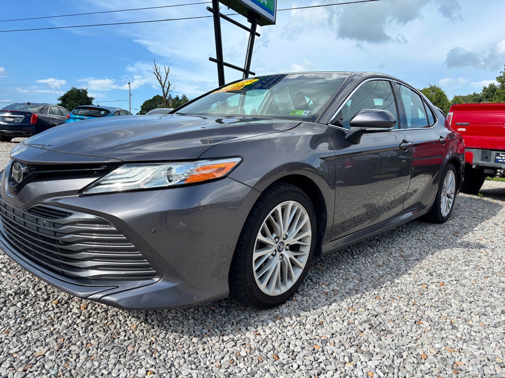 2018 Toyota Camry Image 3
