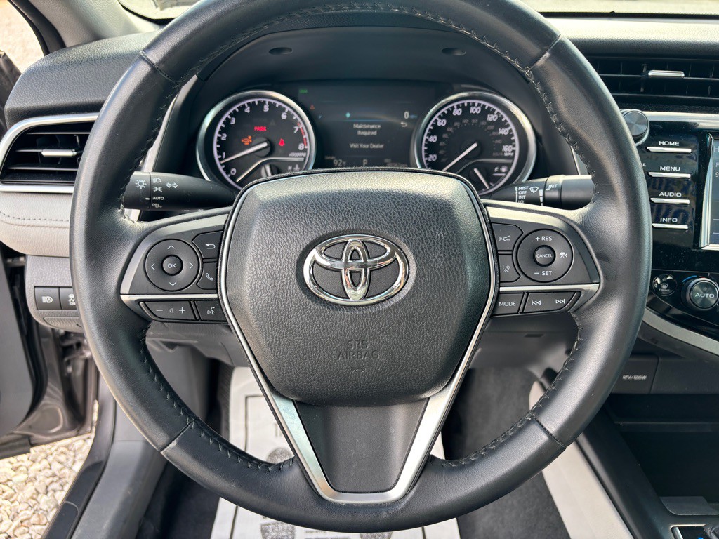 2018 Toyota Camry Image 15