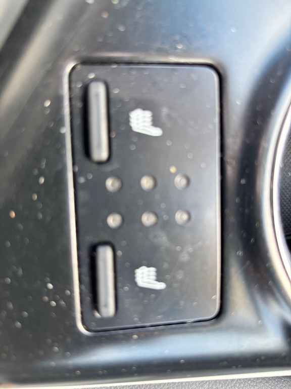 2018 Toyota Camry Image 17