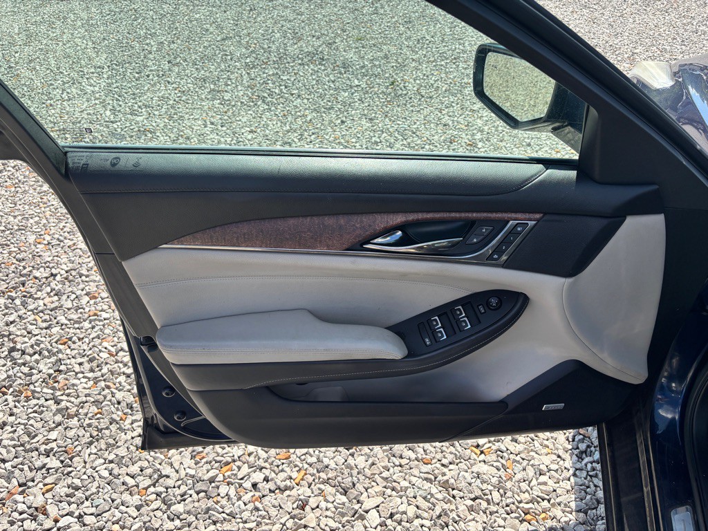 2016 Cadillac CTS Image 11