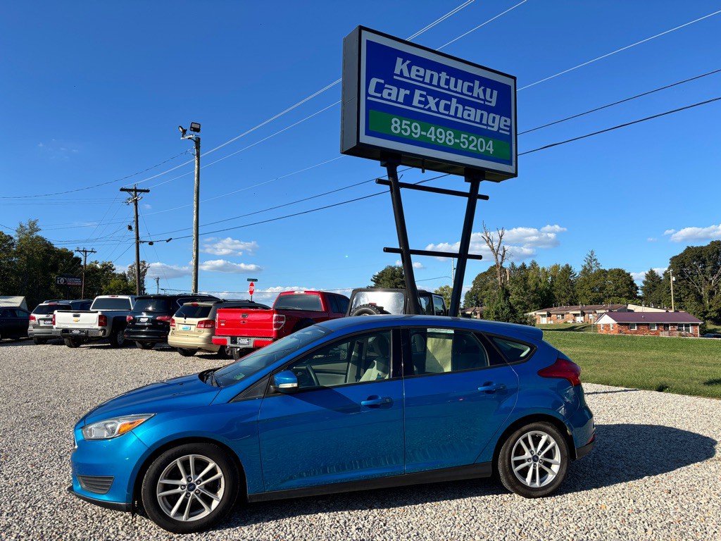 2017 Ford Focus Image 1