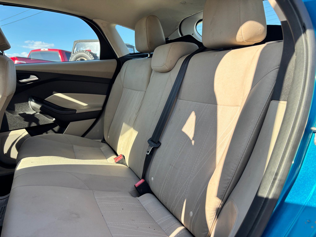 2017 Ford Focus Image 15