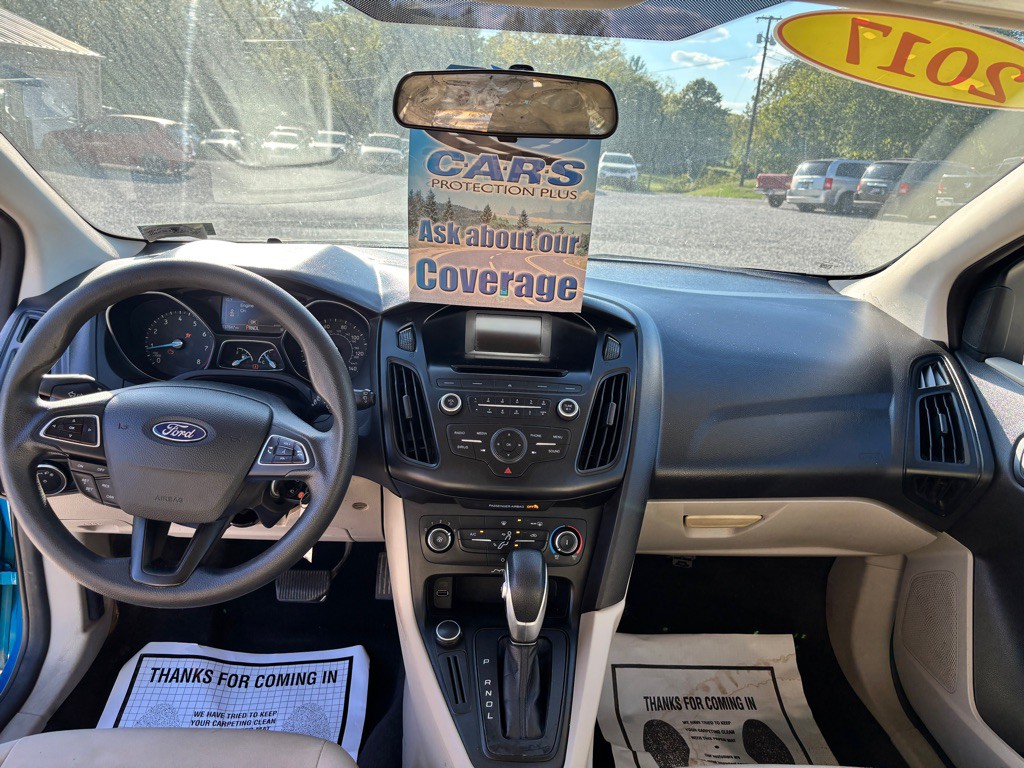 2017 Ford Focus Image 16