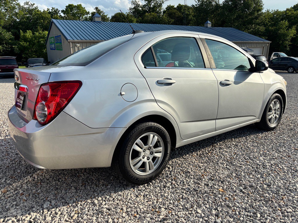 2015 Chevrolet Sonic Image 6