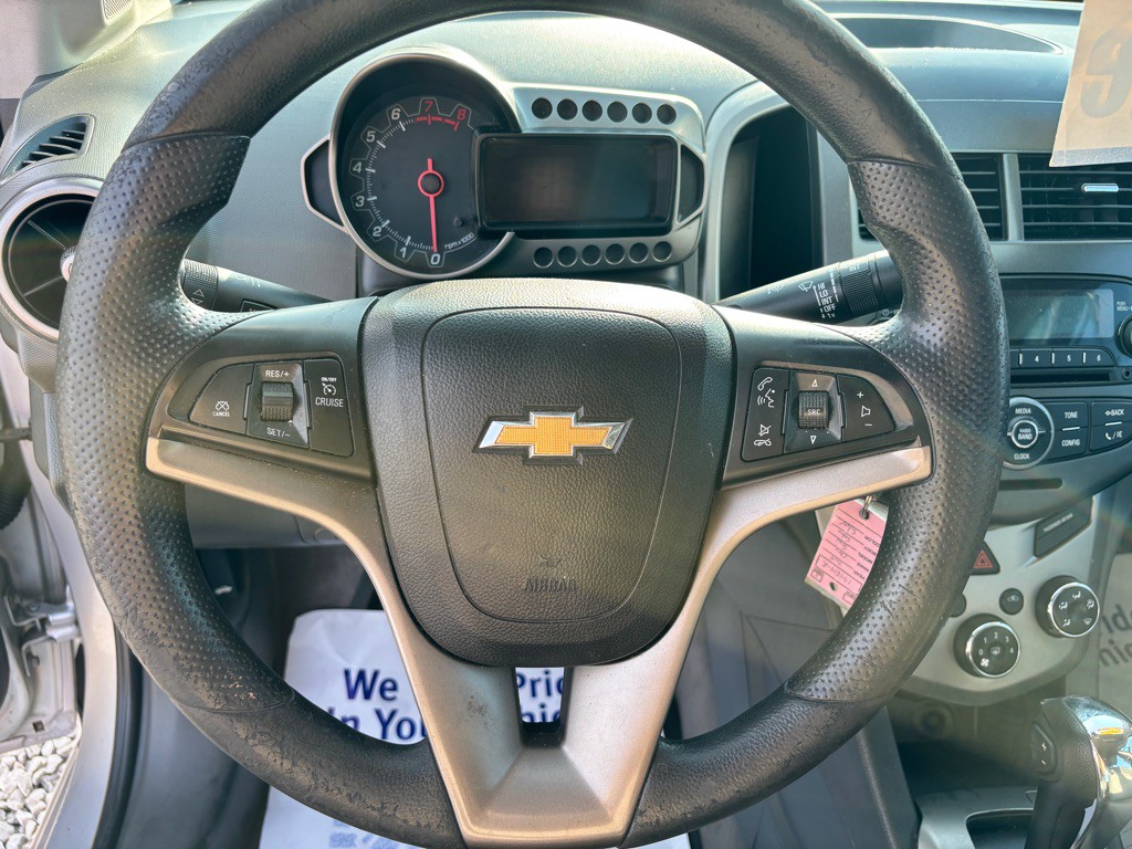 2015 Chevrolet Sonic Image 13