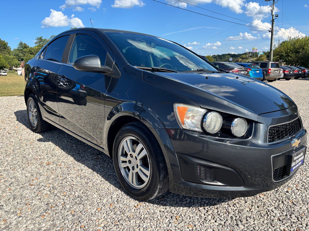 2015 Chevrolet Sonic Image 5