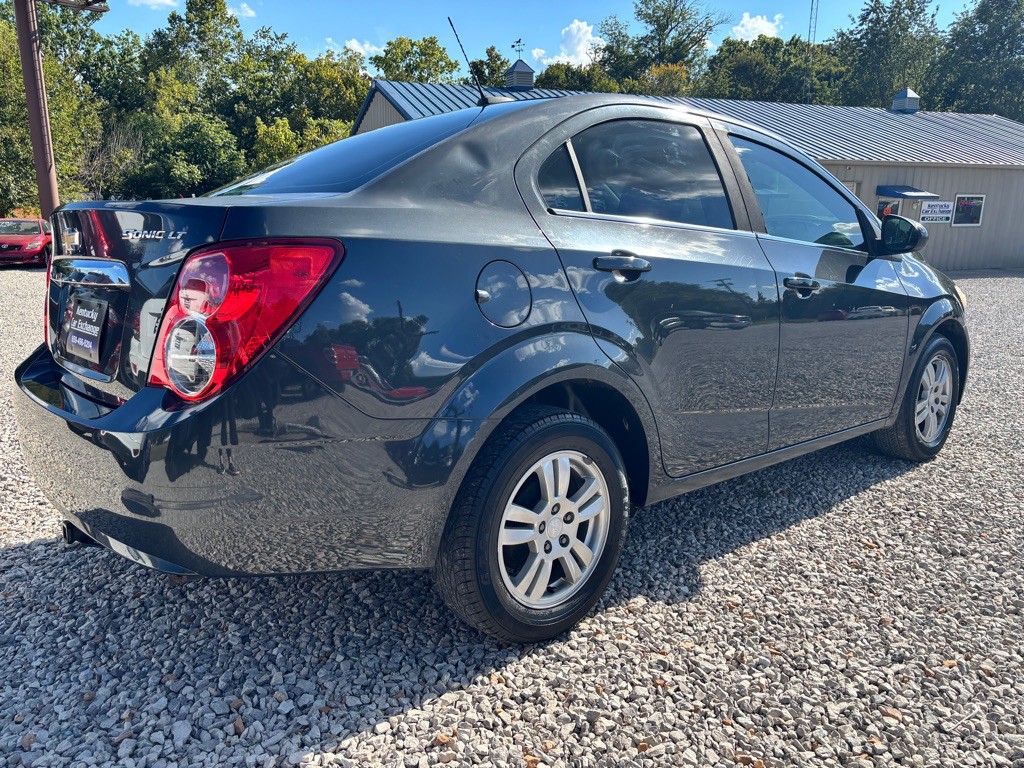 2015 Chevrolet Sonic Image 7