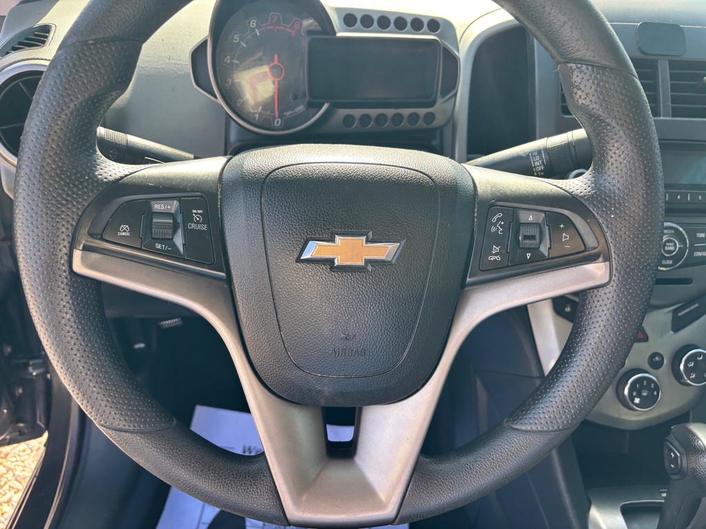 2015 Chevrolet Sonic Image 15
