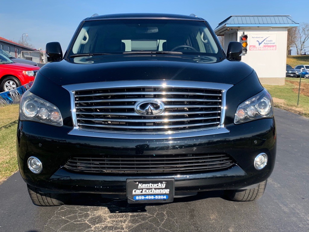 2011 INFINITI QX56 Image 3