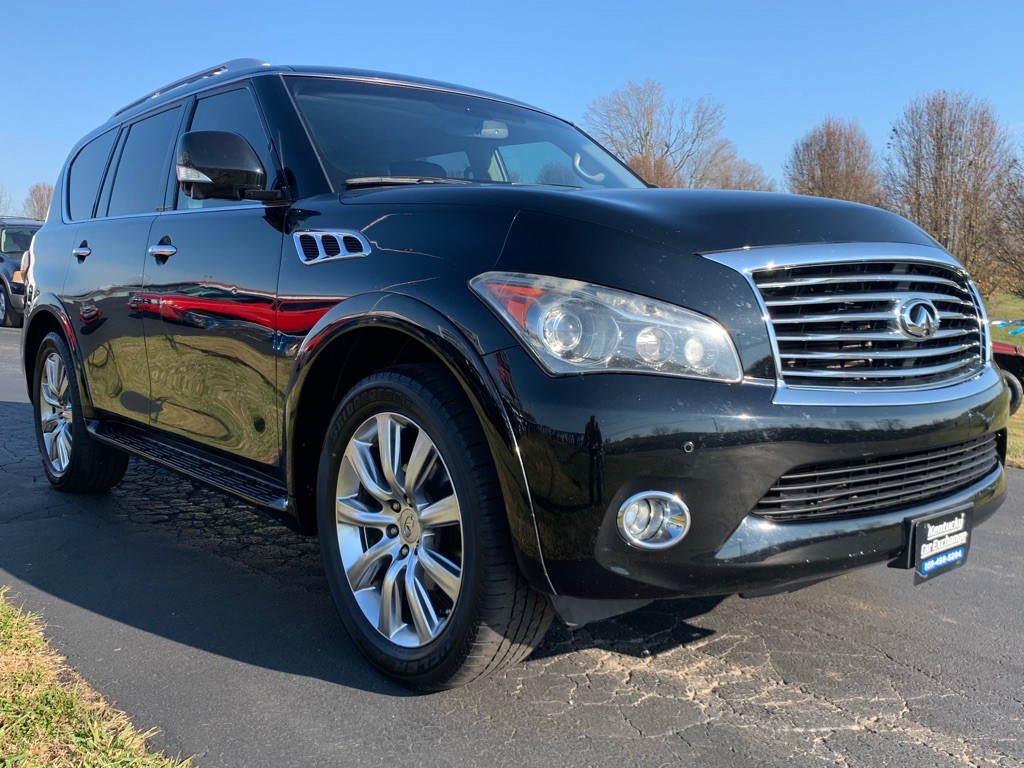2011 INFINITI QX56 Image 5