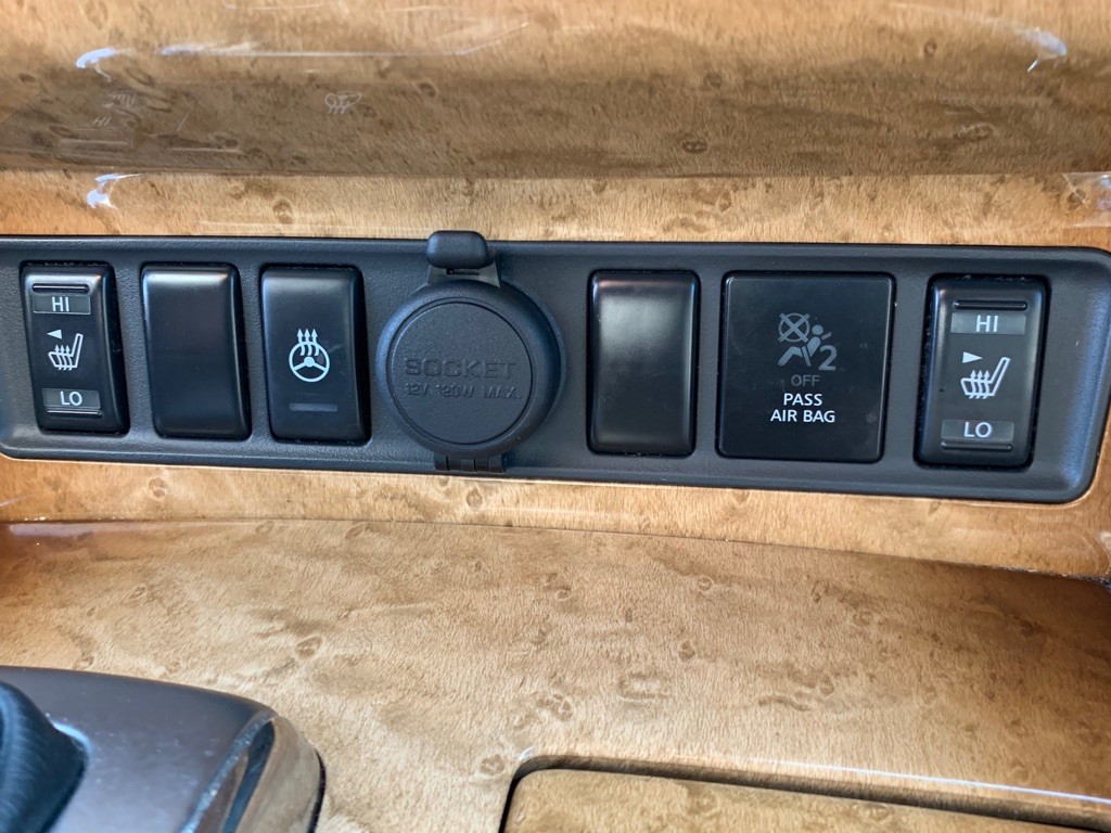 2011 INFINITI QX56 Image 21