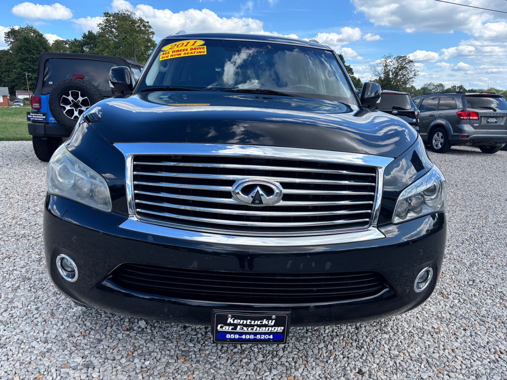 2011 INFINITI QX56 Image 3