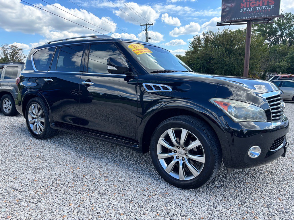 2011 INFINITI QX56 Image 4
